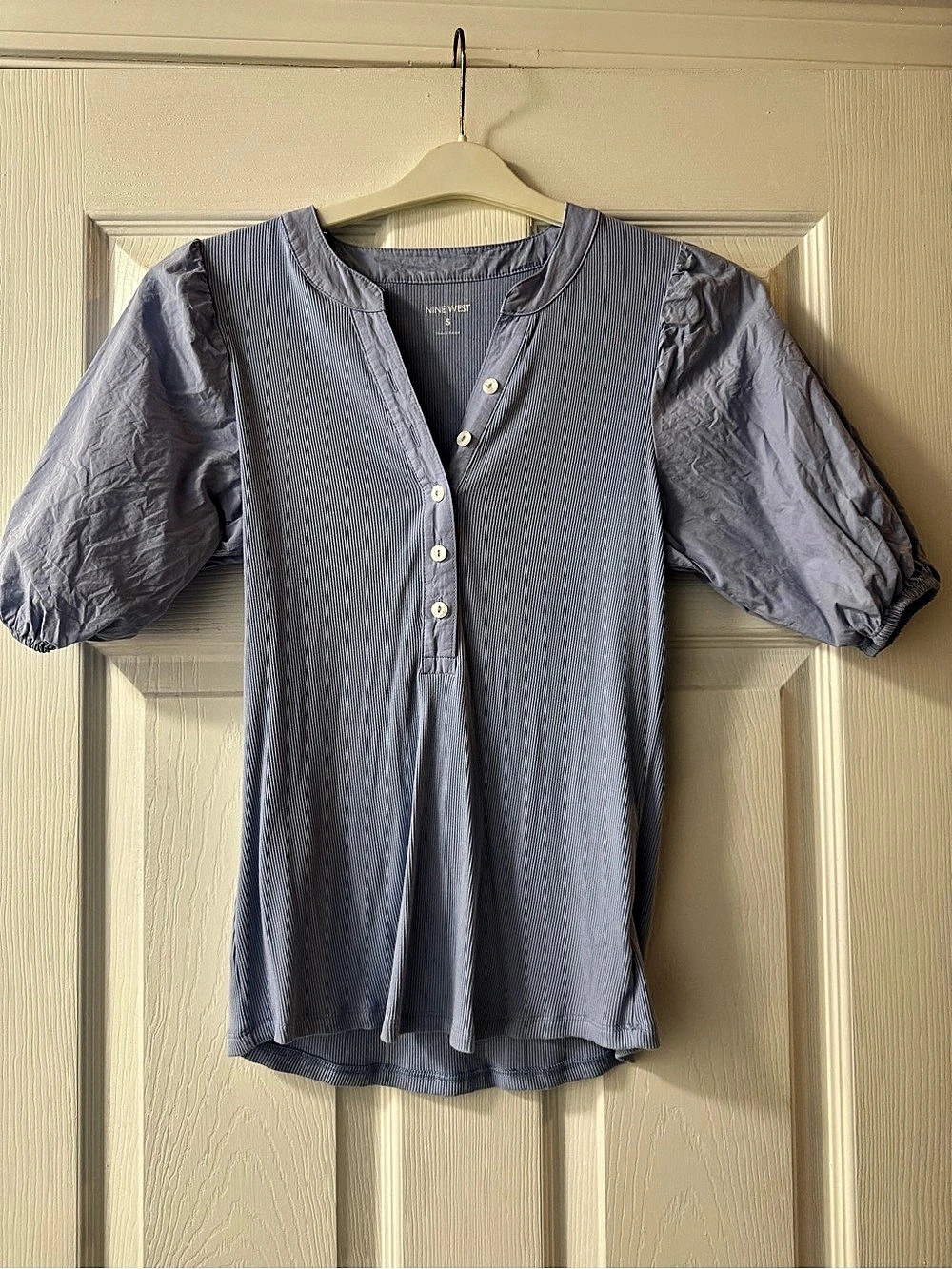 Nine West Striped Blouse in Blue Size Small Like New